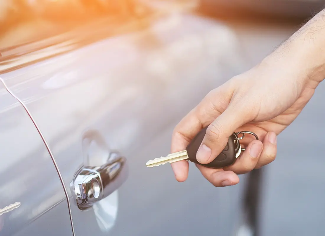 Key insert in a car door lock